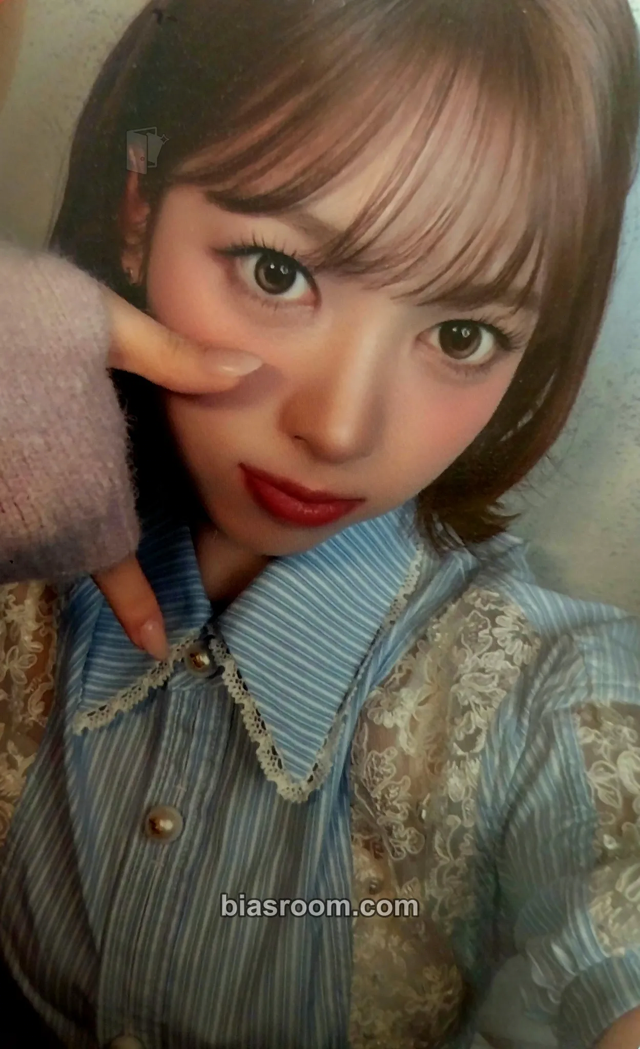 May lip bomb Photocard - RESCENE - RESCENE K-pop photocard