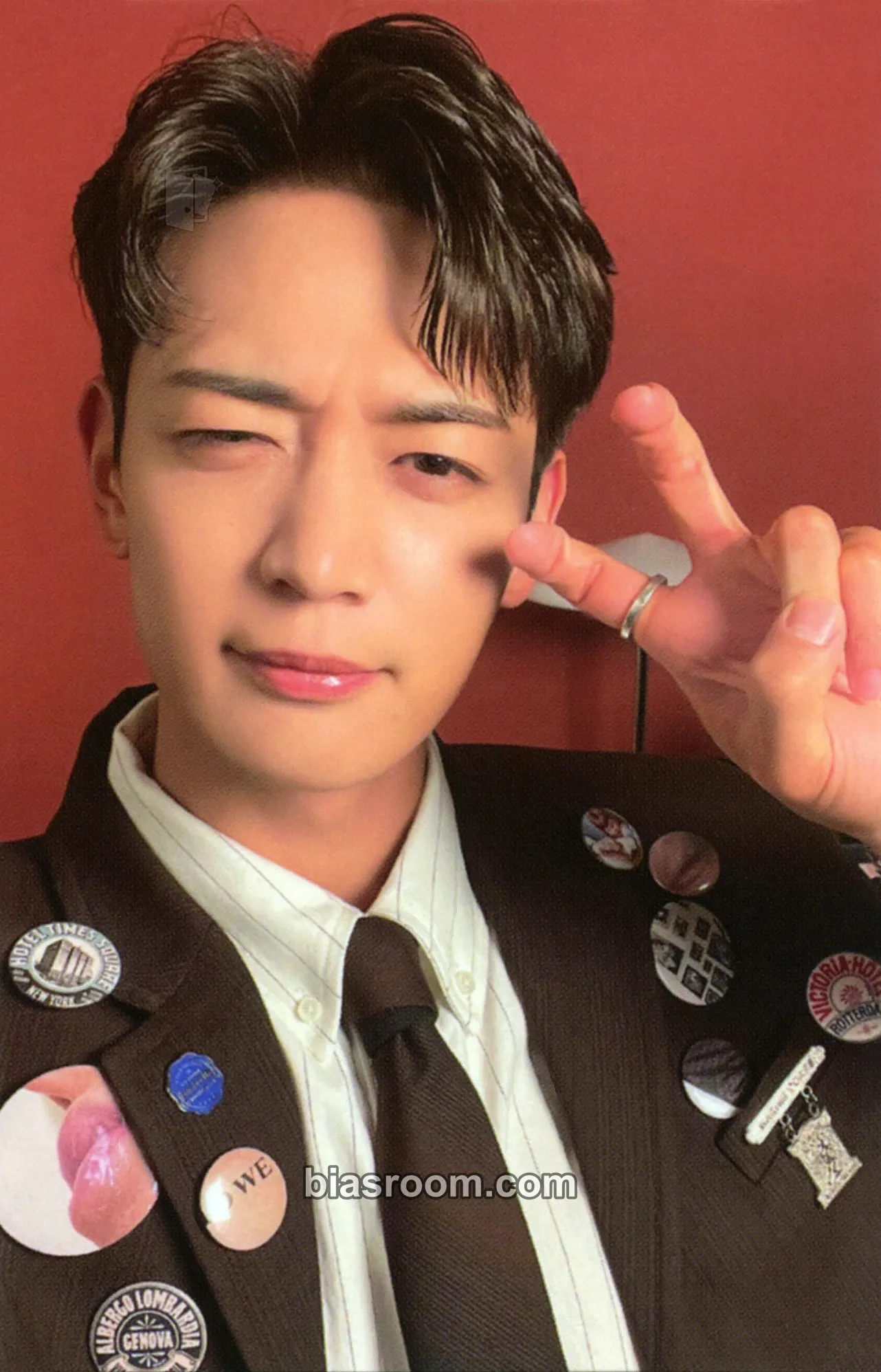 Minho SHINee 2024 Season's Greetings Photocard - SHINee - SHINee K-pop photocard