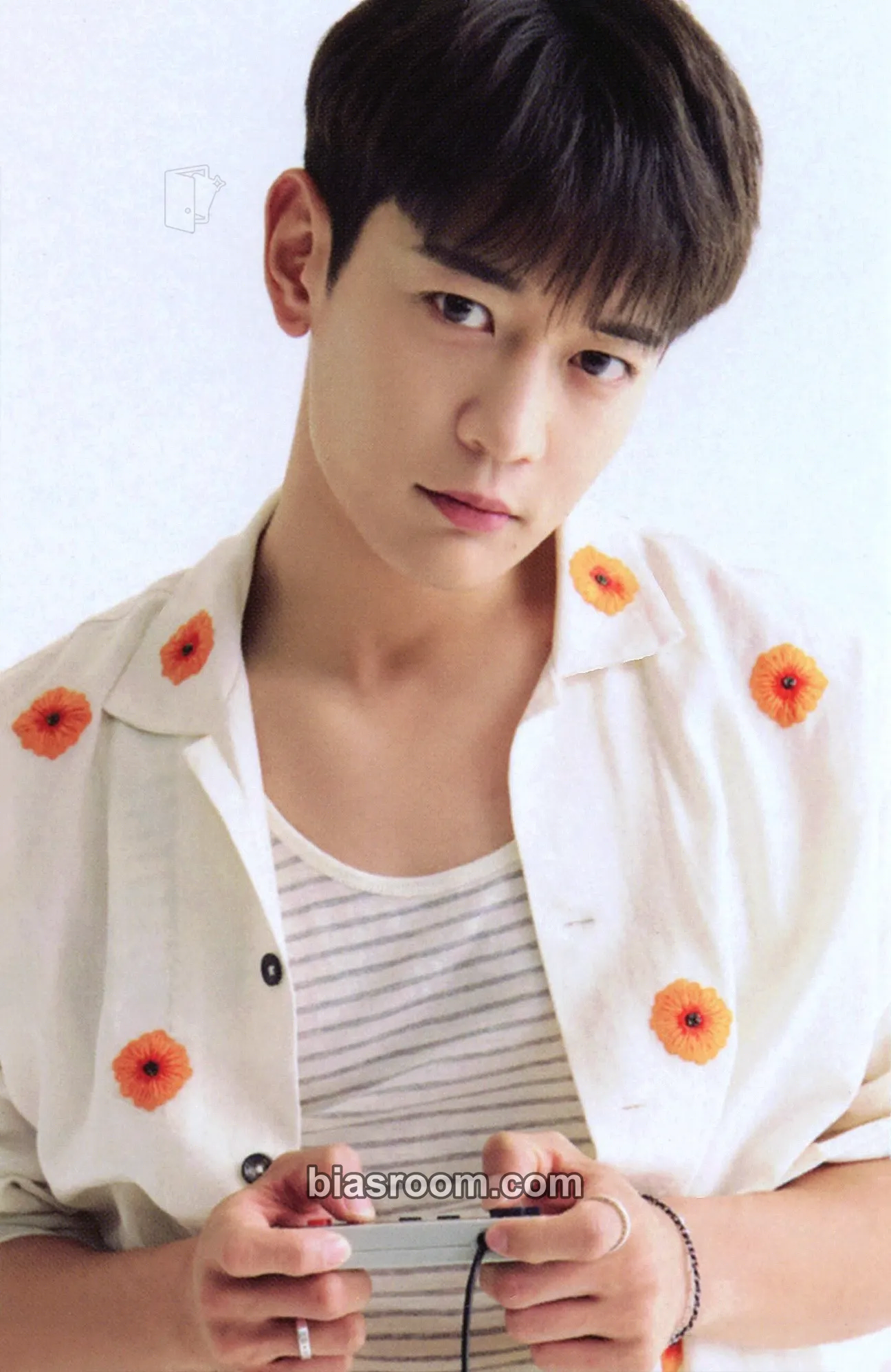 Minho SHINee 2024 Season's Greetings Photocard - SHINee - SHINee K-pop photocard