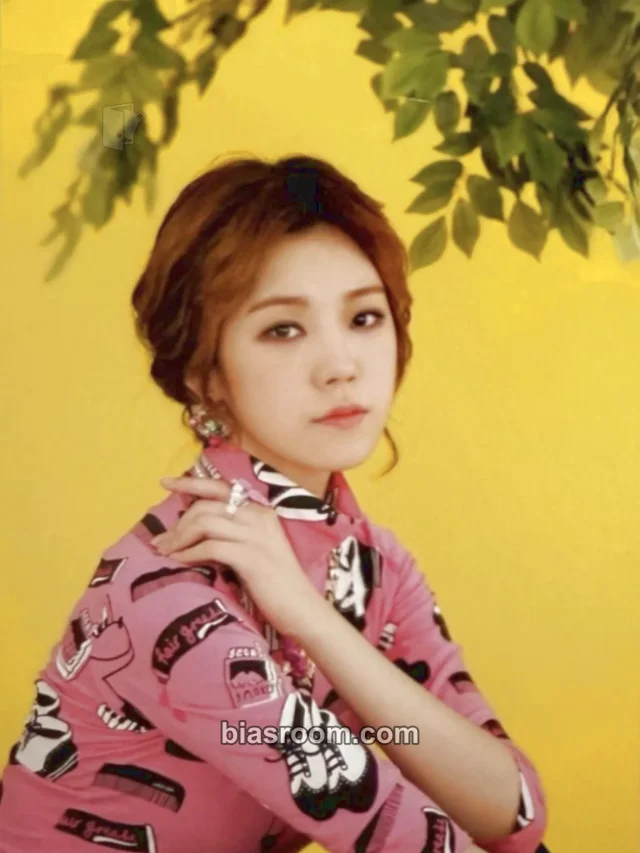 After School - Lizzy - My Copycat (Orange Caramel) Album postcard album inclusion