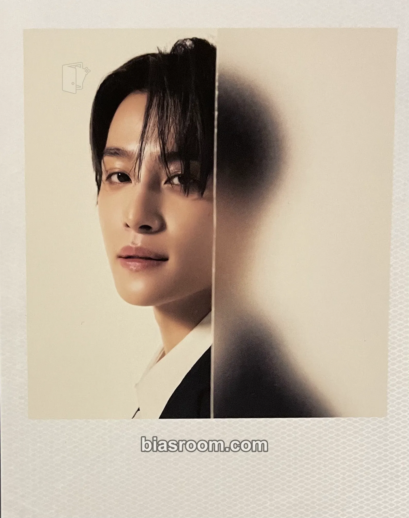Yangyang Eternal White MD Photocard - WayV - WayV K-pop photocard