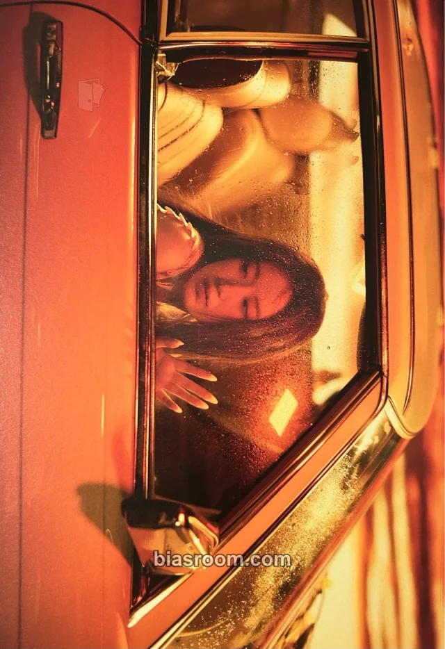 i-dle - Shuhua - HEAT Album album inclusion mini poster