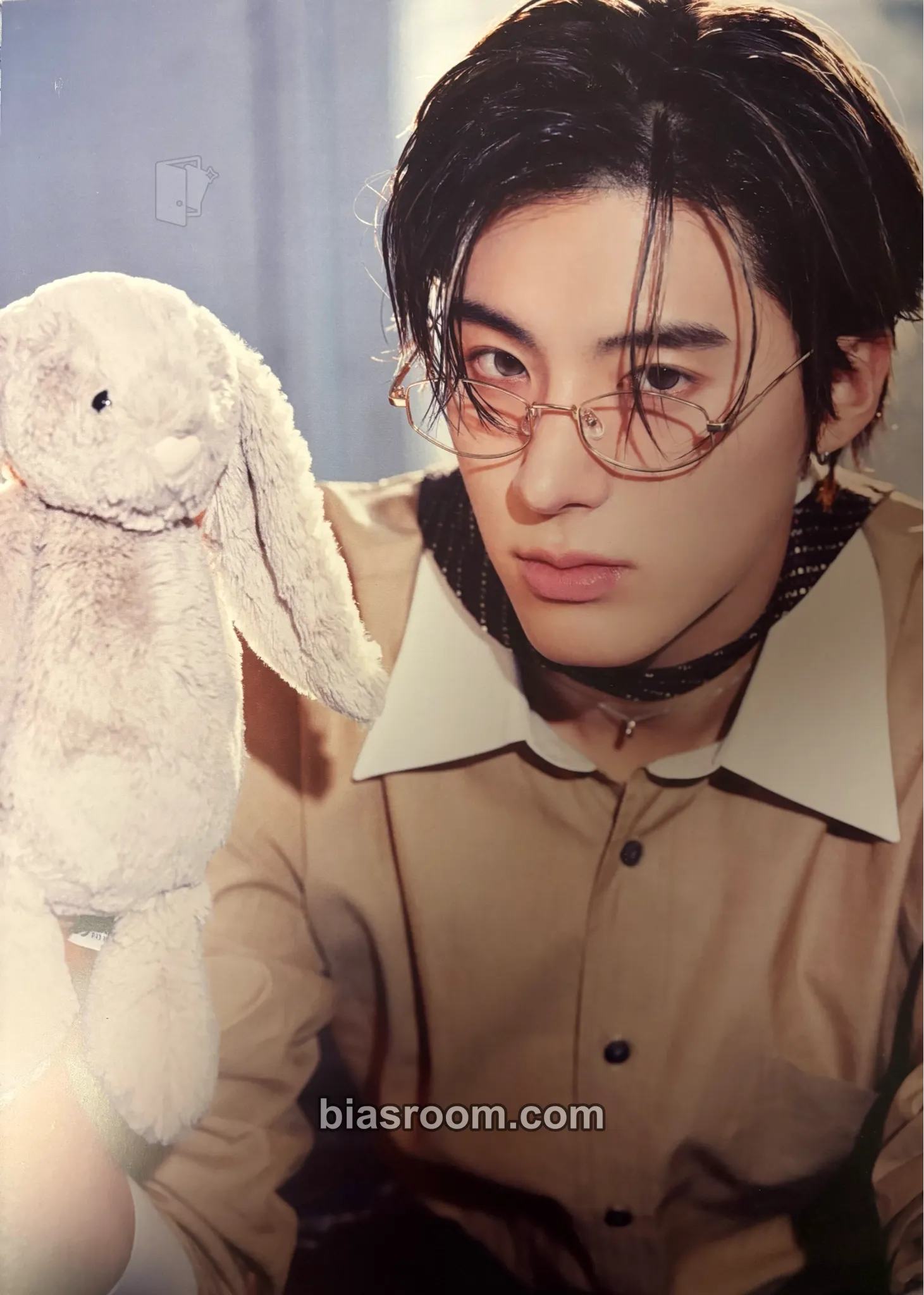 Eric ERIC x KINO Magazine Photocard - THE BOYZ - THE BOYZ K-pop photocard