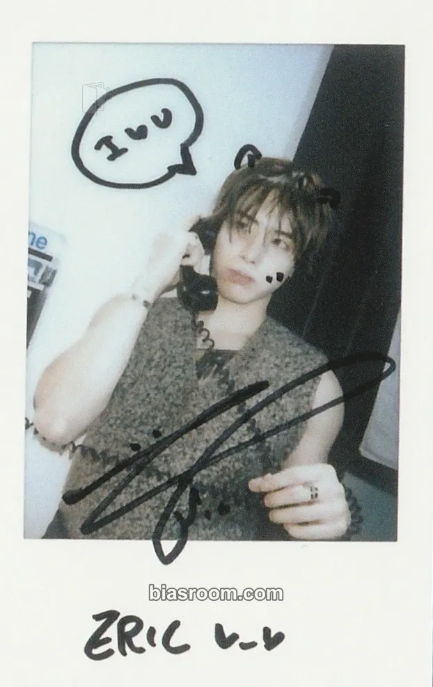 Eric ERIC x KINO Magazine Photocard - THE BOYZ - THE BOYZ K-pop photocard