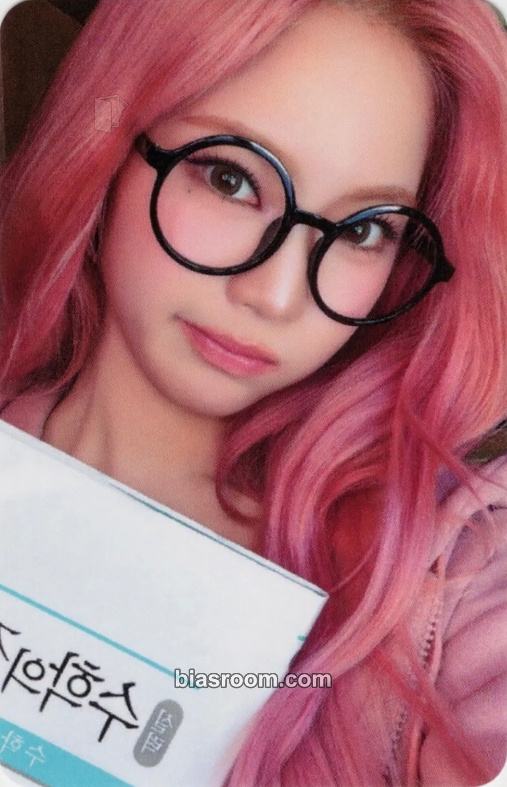 Isa 2:LOVE Photocard - STAYC - STAYC K-pop photocard