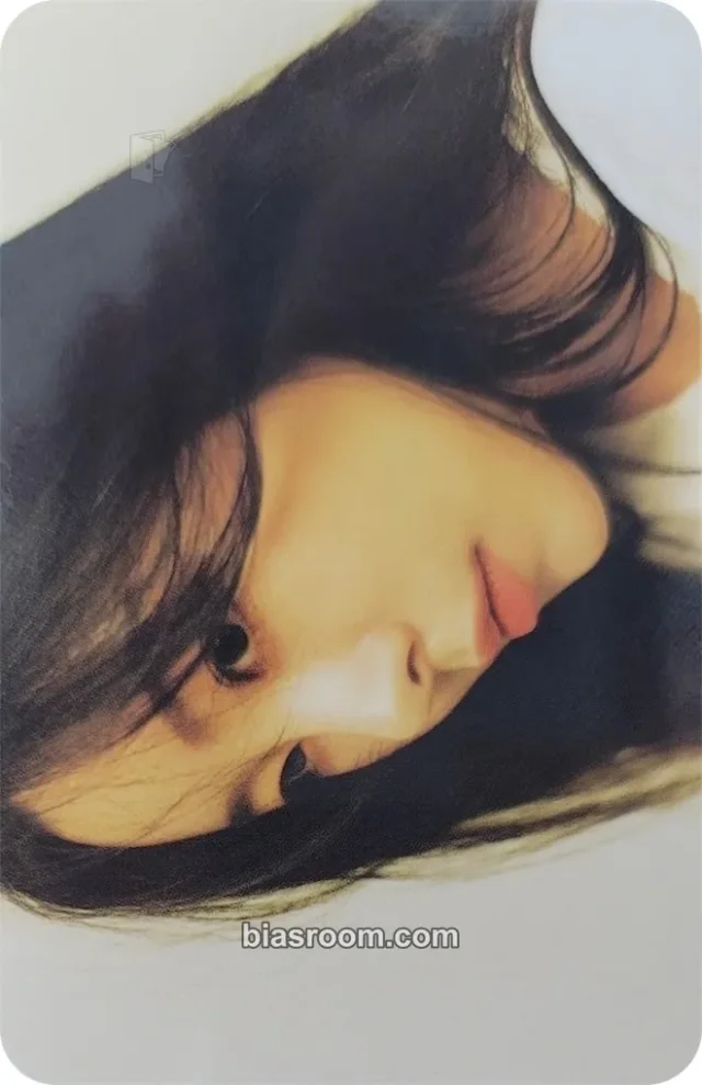 MAMAMOO - Wheein - Redd Album dmc music solo album winner benefit fansign