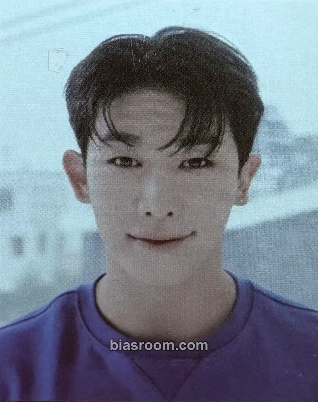 Wonho 2023/2024 Season's Greetings - Travel in 2023, Vacation in 2024 Photocard - Wonho K-pop photocard