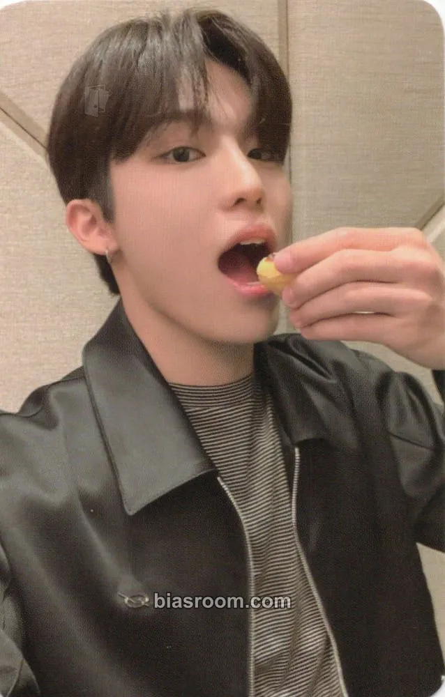 Park Jeongwoo REBOOT Photocard - TREASURE - TREASURE K-pop photocard