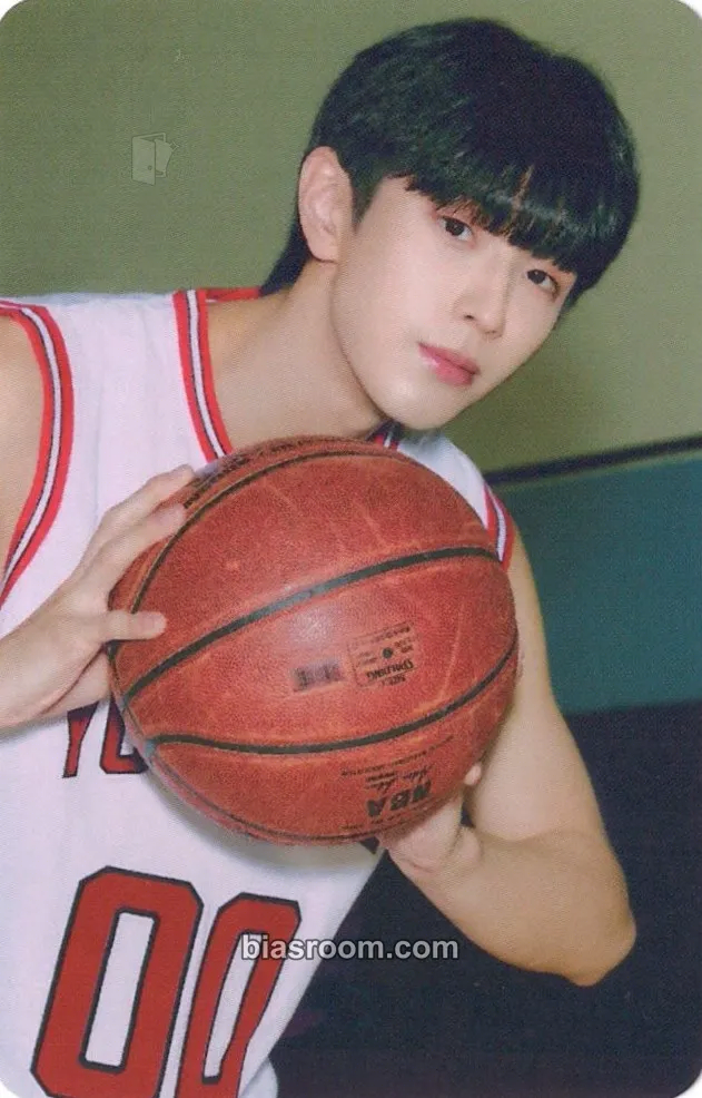 Yonghee 4th Anniversary Week Photocard - CIX - CIX K-pop photocard