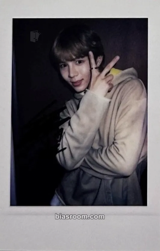 Shotaro Talk Saxy Photocard - RIIZE - RIIZE K-pop photocard