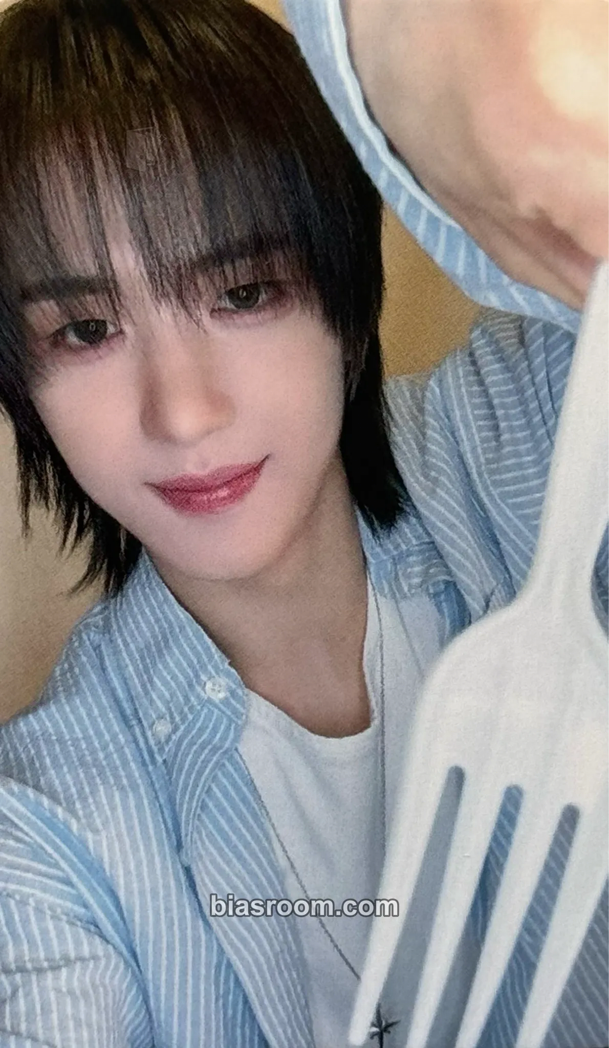 Gihyeon Chapter: New is Now Photocard - NouerA - NouerA K-pop photocard