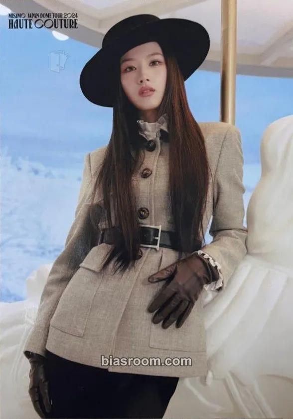 Sana MISAMO Japan Dome Tour 2024 ‘HAUTE COUTURE’ Photocard - TWICE - TWICE K-pop photocard