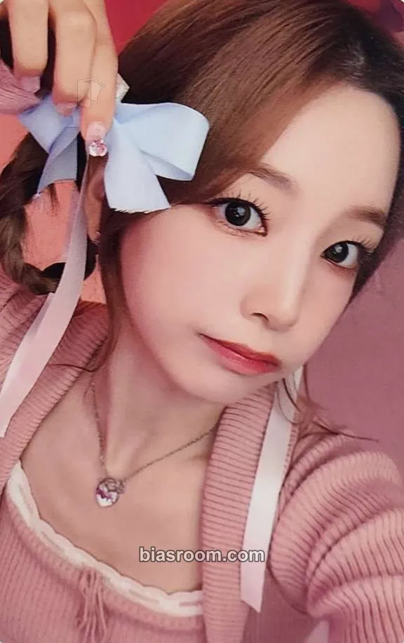 Yeonhee Boom Photocard - Rocket Punch - Rocket Punch K-pop photocard