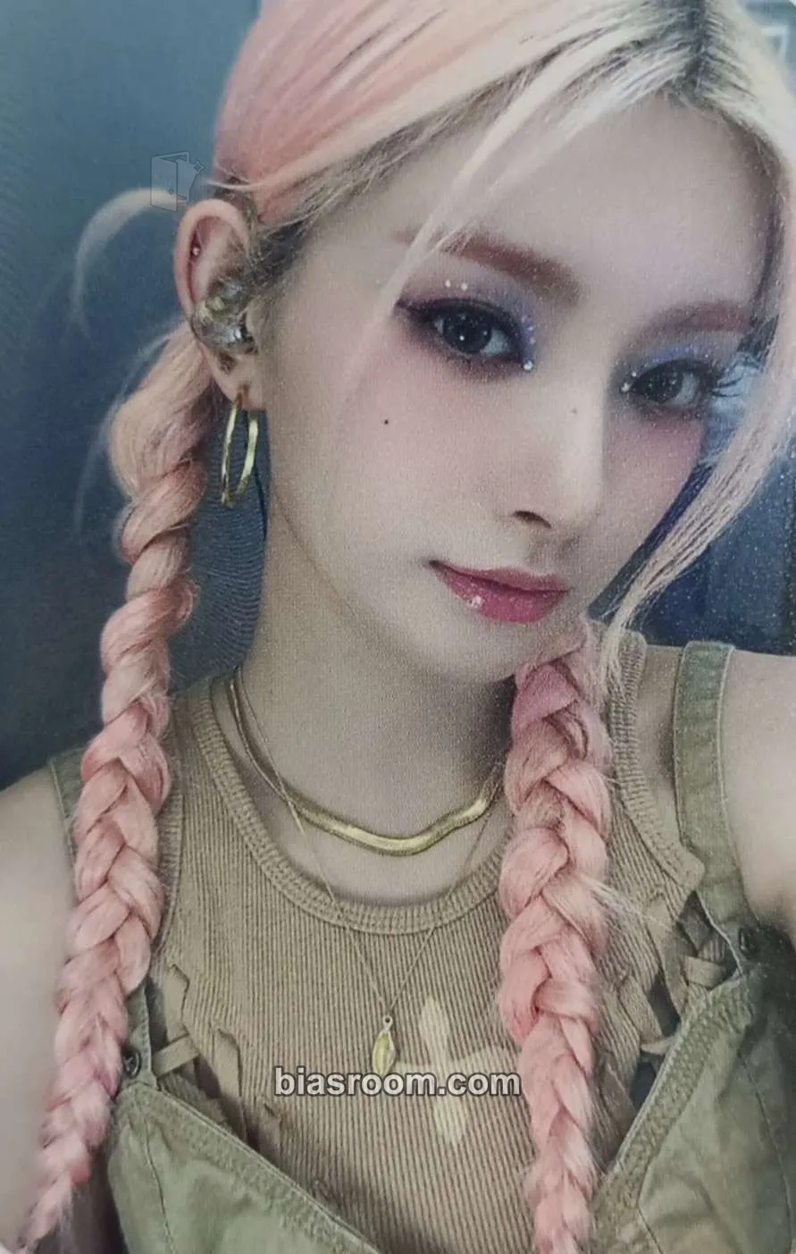 Yiren All My Girls Photocard - EVERGLOW - EVERGLOW K-pop photocard