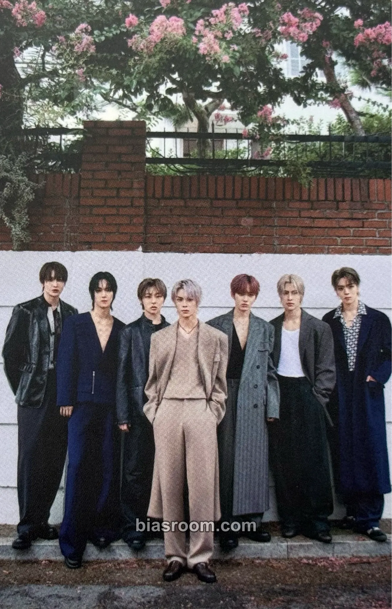 NouerA x RAYLI Photocard - NouerA - NouerA K-pop photocard