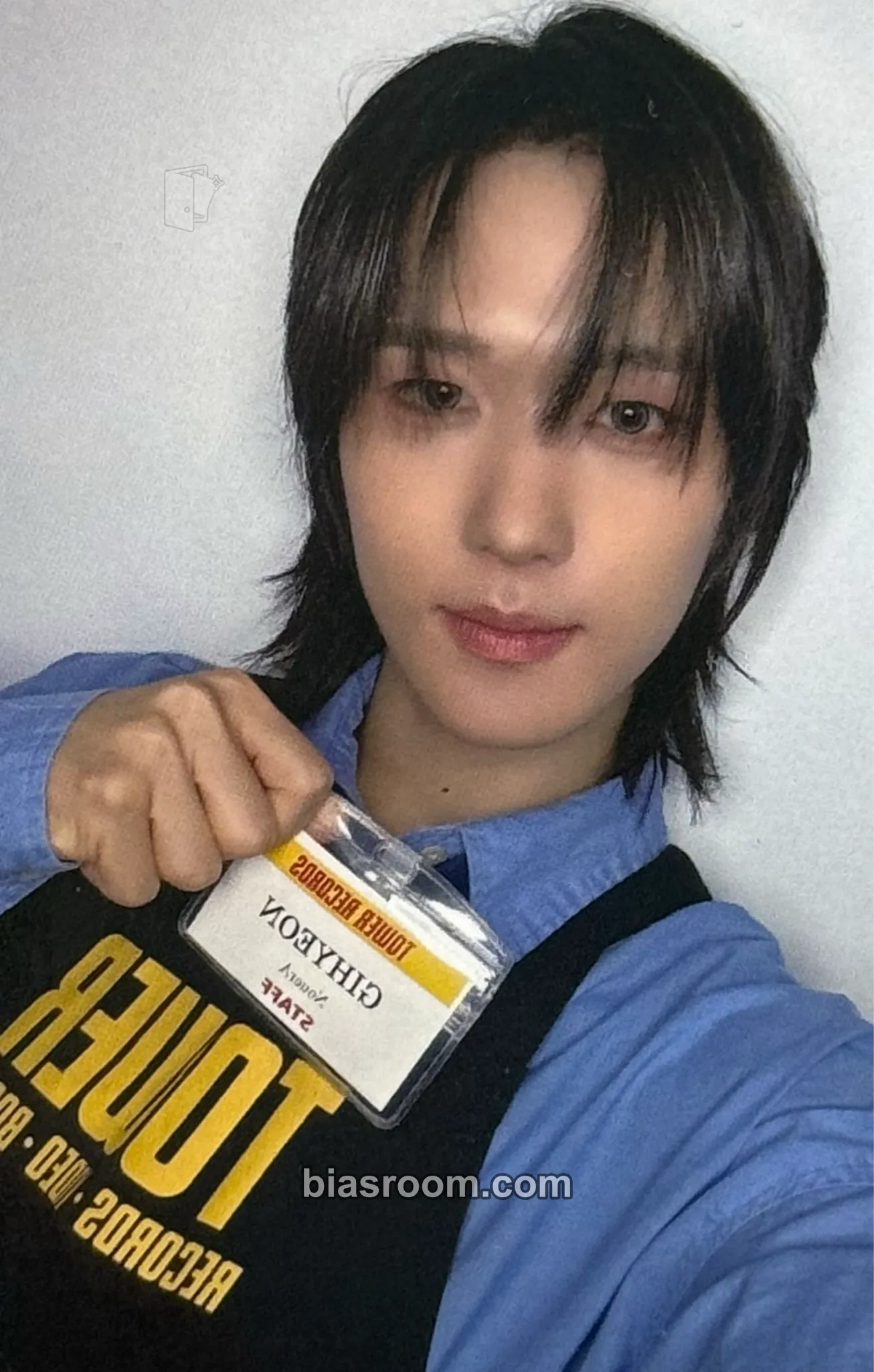 Gihyeon n: number of cases Photocard - NouerA - NouerA K-pop photocard