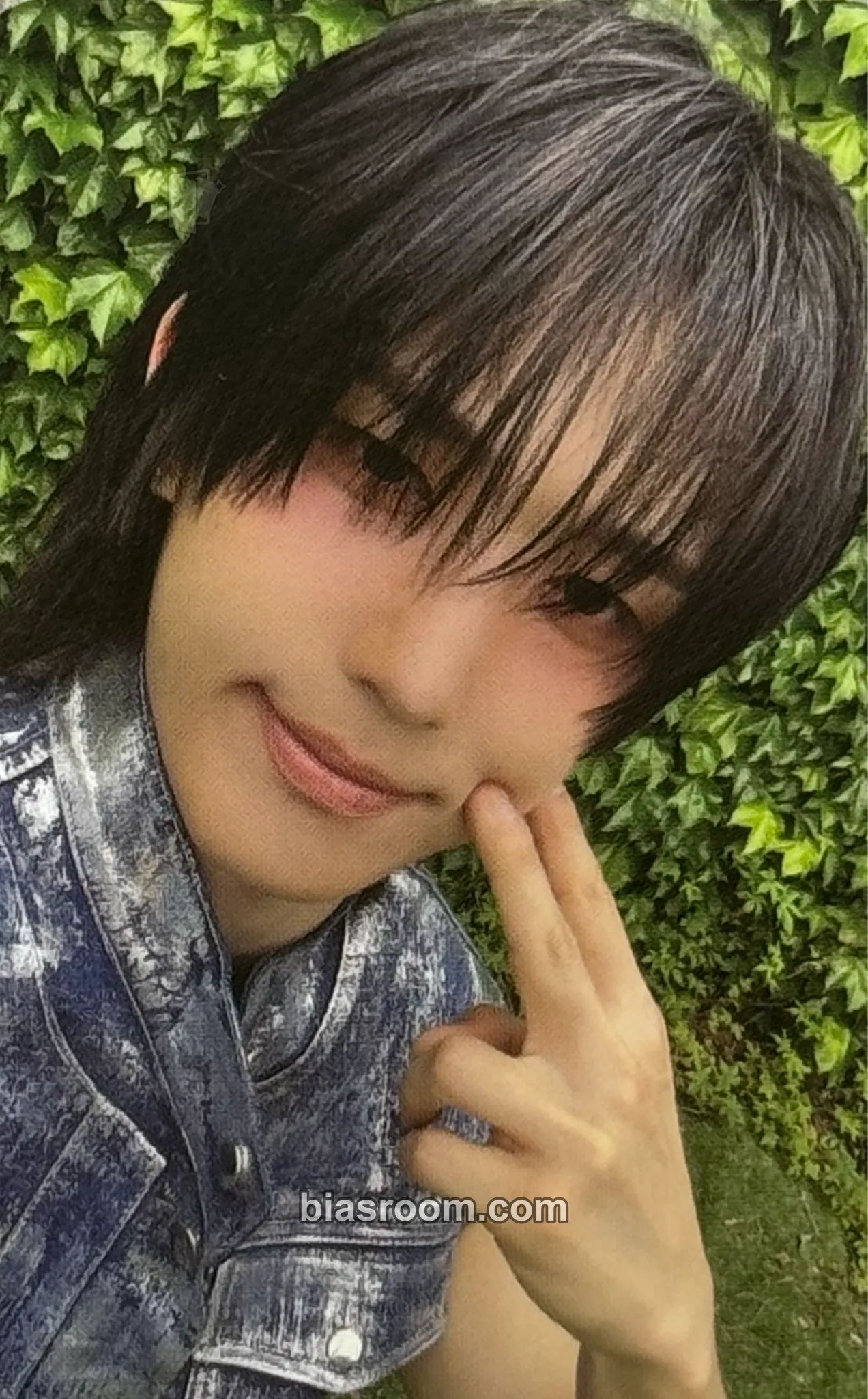 Gihyeon n: number of cases Photocard - NouerA - NouerA K-pop photocard
