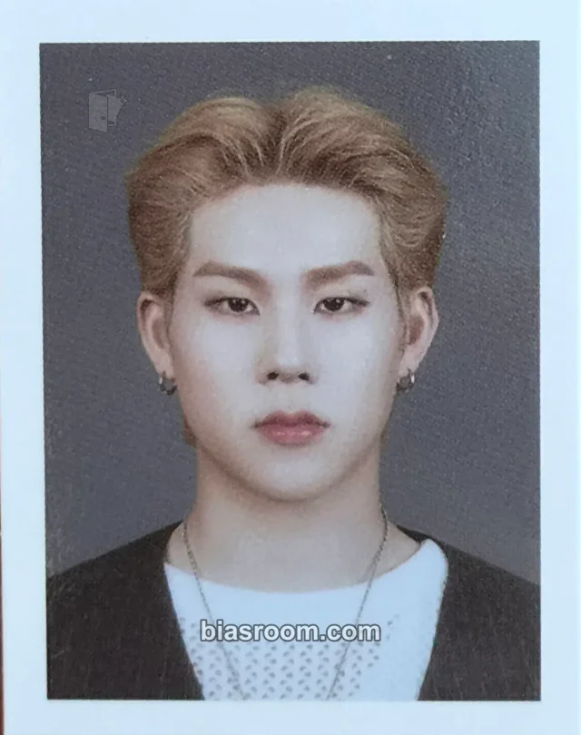 MONSTA X - Joohoney - 8th Fanclub Membership Other fanclub/membership id photo kit inclusion
