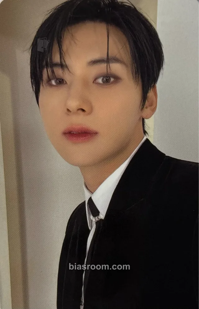 Hwang Minhyun - Minhyun - Truth or Lie Album weverse album version