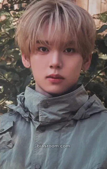 Yujin ZB1 x BBC Earth Photocard - ZEROBASEONE - ZEROBASEONE K-pop photocard