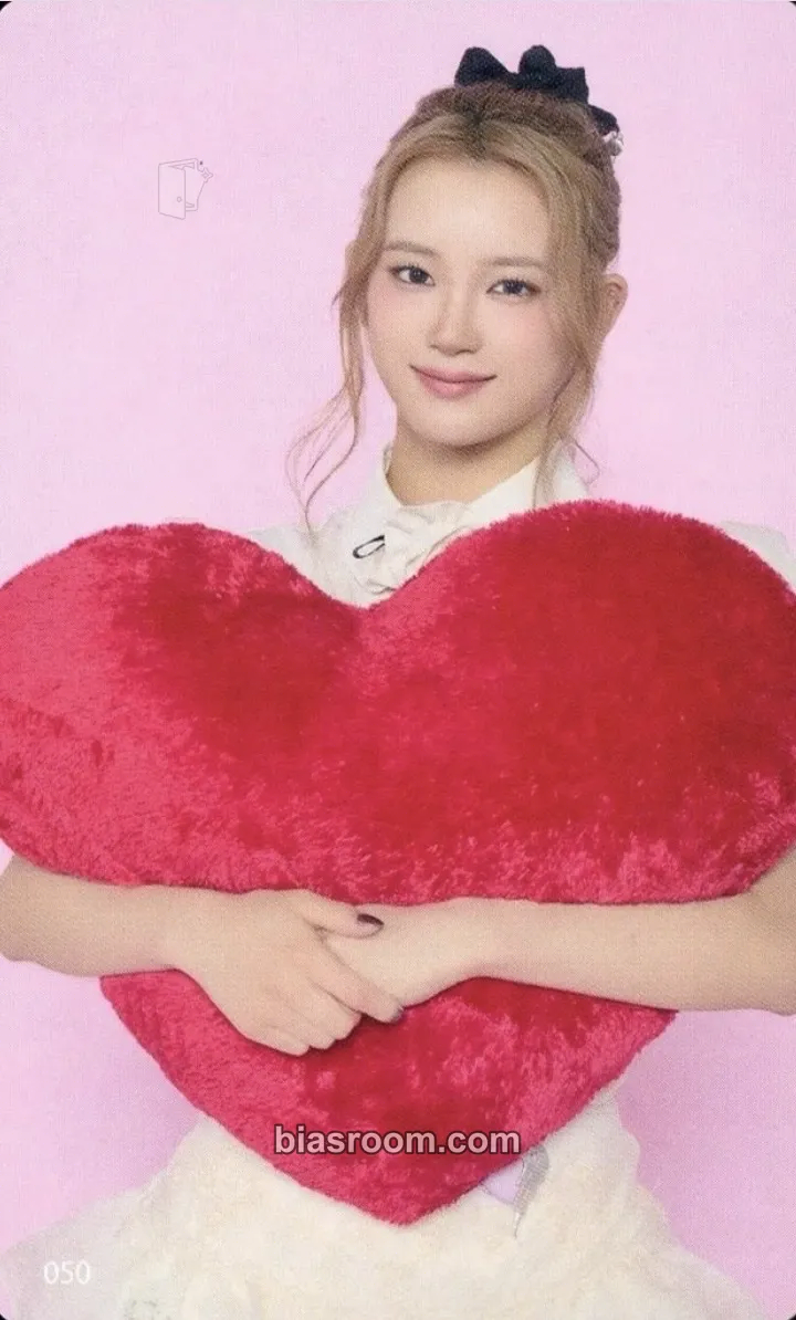 Miu 2025 1ST ARENA LIVE TOUR <THIS IS ME:I> Photocard - ME:I - ME:I K-pop photocard