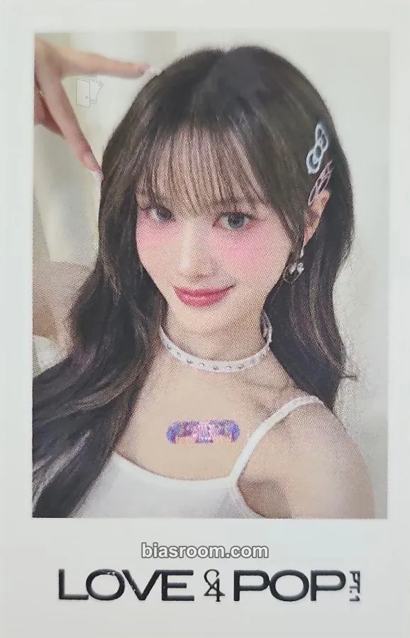 Mayu LOVE&POP pt.1 Photocard - tripleS - tripleS K-pop photocard