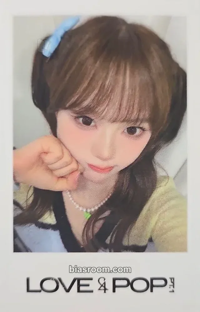 tripleS - Seoah - LOVE&POP pt.1 Album hellolive video call (fancall) polaroid round 1