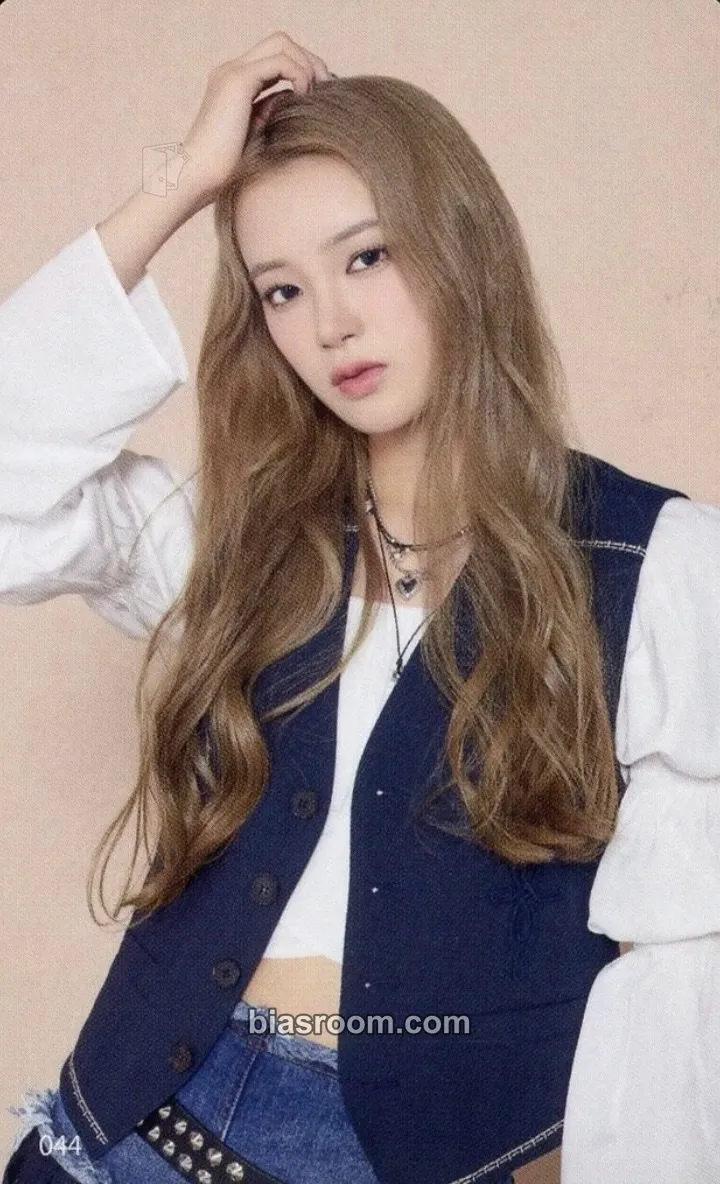 Miu 2025 1ST ARENA LIVE TOUR <THIS IS ME:I> Photocard - ME:I - ME:I K-pop photocard