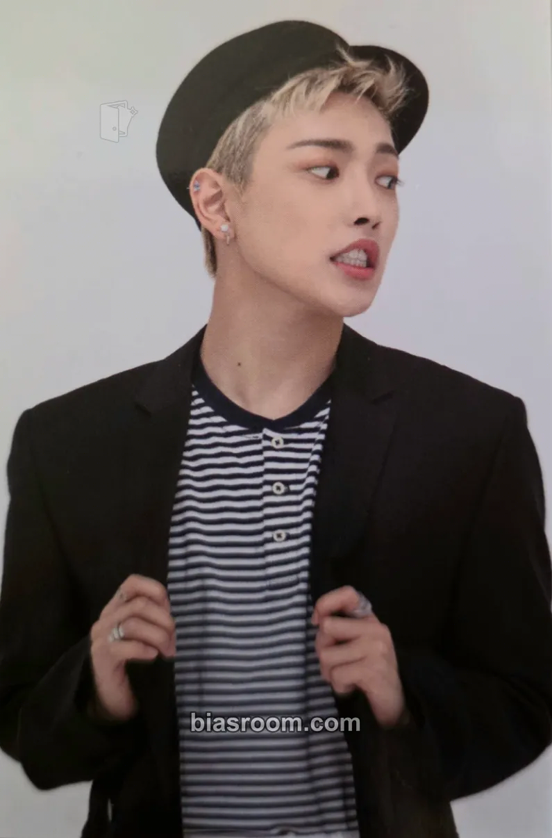 Hongjoong Dreamers Photocard - ATEEZ - ATEEZ K-pop photocard