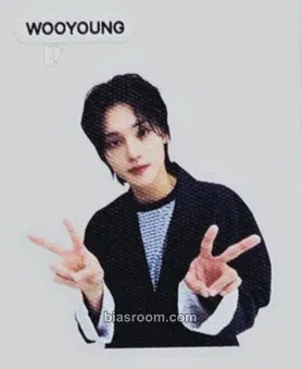 Wooyoung GOLDEN HOUR : Part.5 Photocard - ATEEZ - ATEEZ K-pop photocard