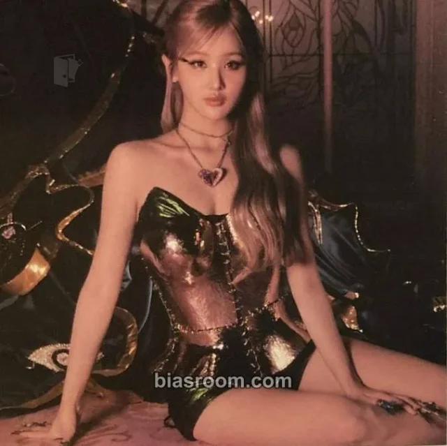 KISS OF LIFE - Belle - Midas Touch Album square photo album inclusion jewel case version