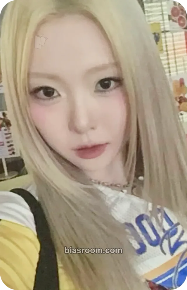 ICHILLIN’ - Jackie - Wild Cherry Album video call (fancall)