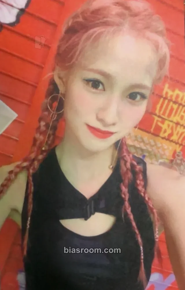 Cherry Bullet - Remi - Hands Up Album fansign