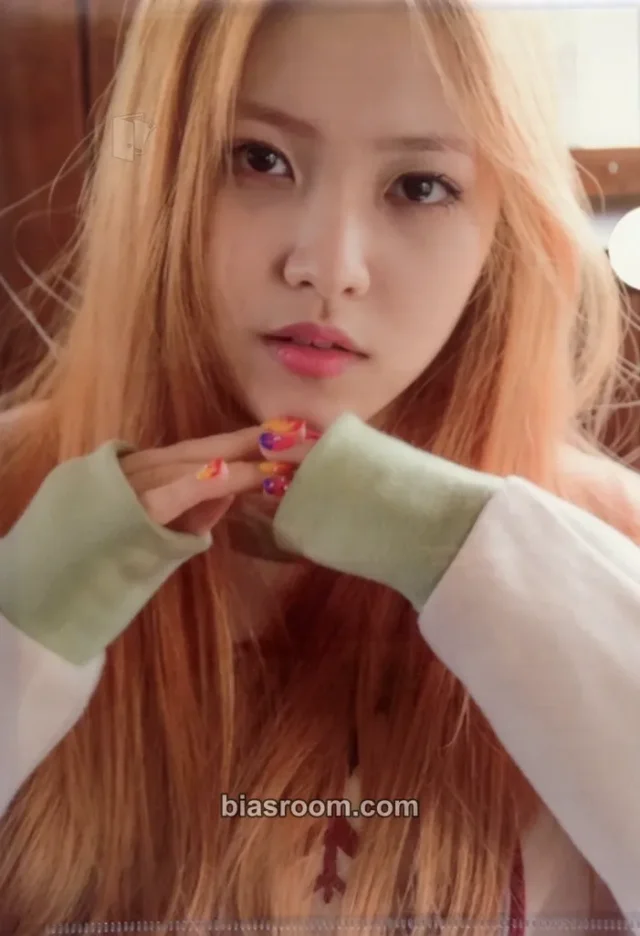 Red Velvet - Yeri - Ice Cream Cake Album L holder merch inclusion