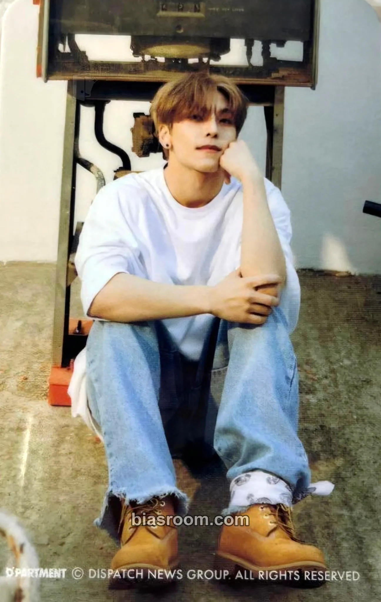 Xinlong DICON VOLUME Nº33 Photocard - ALPHA DRIVE ONE - ALPHA DRIVE ONE K-pop photocard