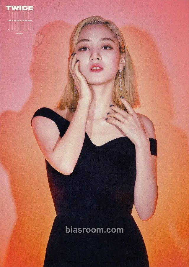 TWICE - Jihyo - TWICE 3rd World Tour TWICELIGHTS Event postcard tour merch tour exclusive japan