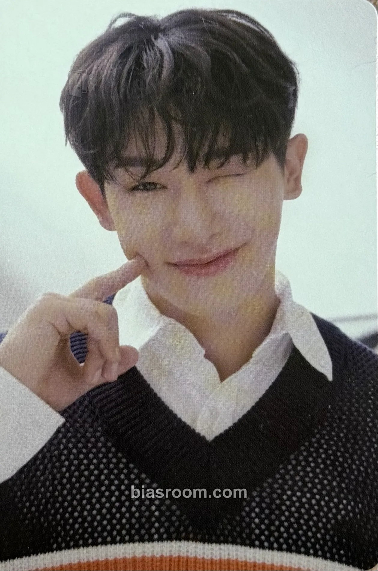 Wonho 2023/2024 Season's Greetings - Travel in 2023, Vacation in 2024 Photocard - Wonho K-pop photocard
