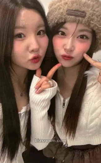 Live In Japan New Year's Party Photocard - ILY:1 - ILY:1 K-pop photocard