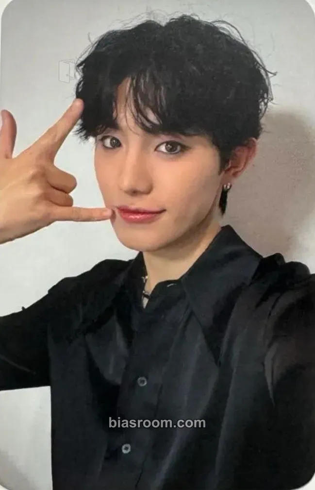 Mill 2024 Fan-con in Japan Photocard - OnlyOneOf - OnlyOneOf K-pop photocard