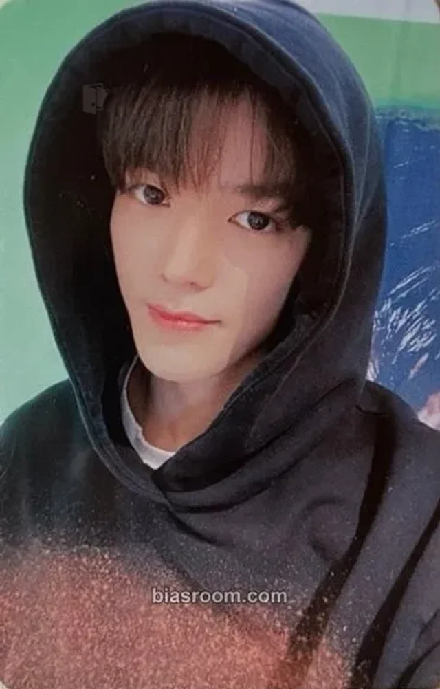 NCT 127 - Taeyong - Sticker Album withfans / yizhiyu (yzy) round 2 video call (fancall)