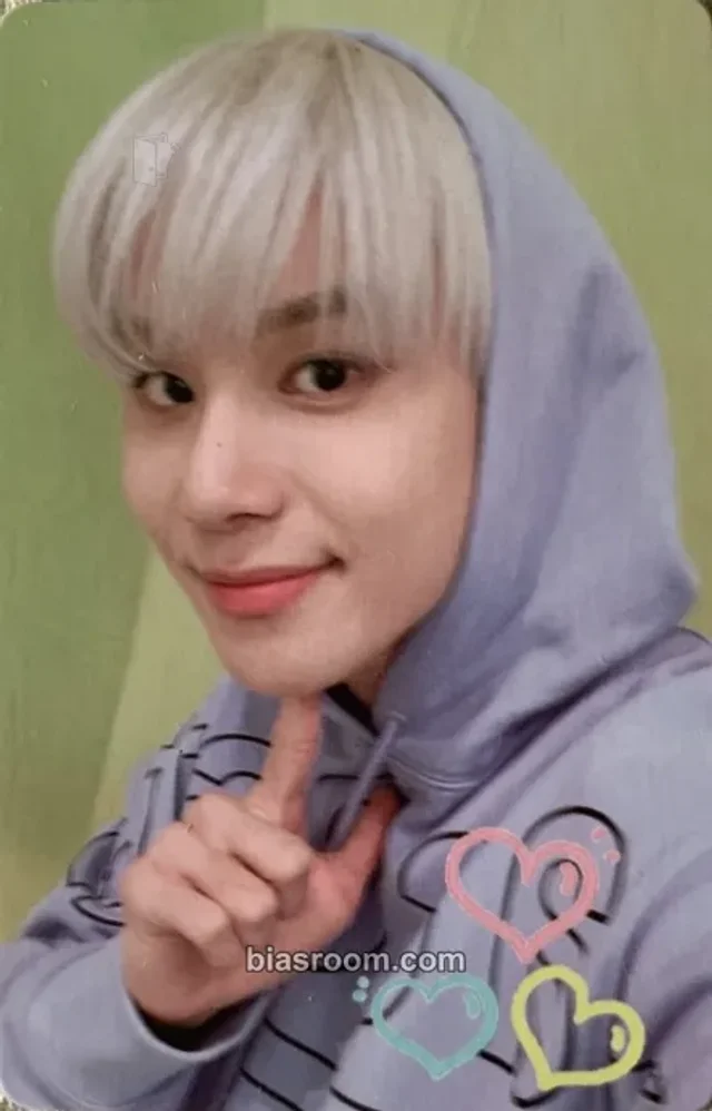 NCT 127 - Jungwoo - Sticker Album round 4 video call (fancall) withfans / yizhiyu (yzy)
