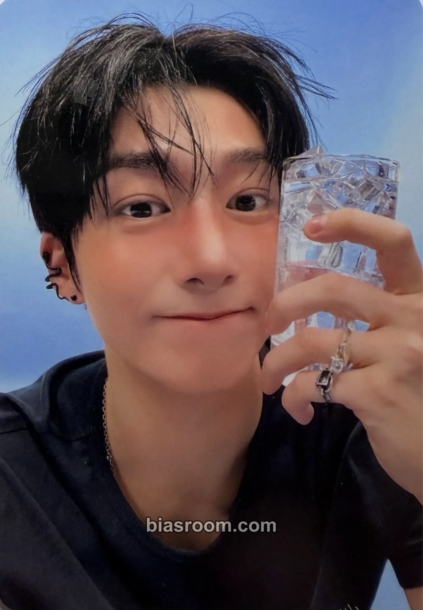 Hyungwon Love Me Photocard - MONSTA X - MONSTA X K-pop photocard