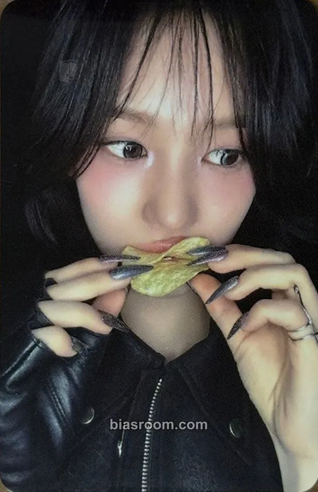 Ryu Sarang Set The Tempo Photocard - izna - izna K-pop photocard