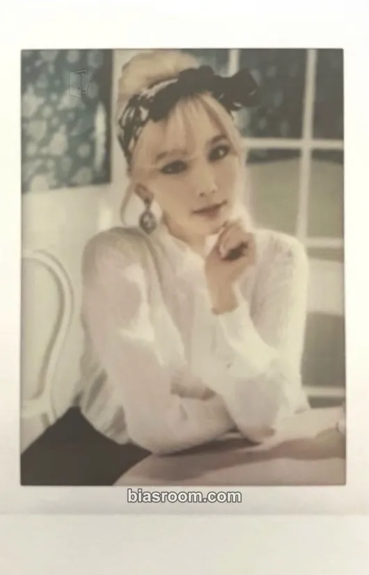 Taeyeon 9th Anniversary MD Photocard - Girls' Generation - Girls' Generation K-pop photocard