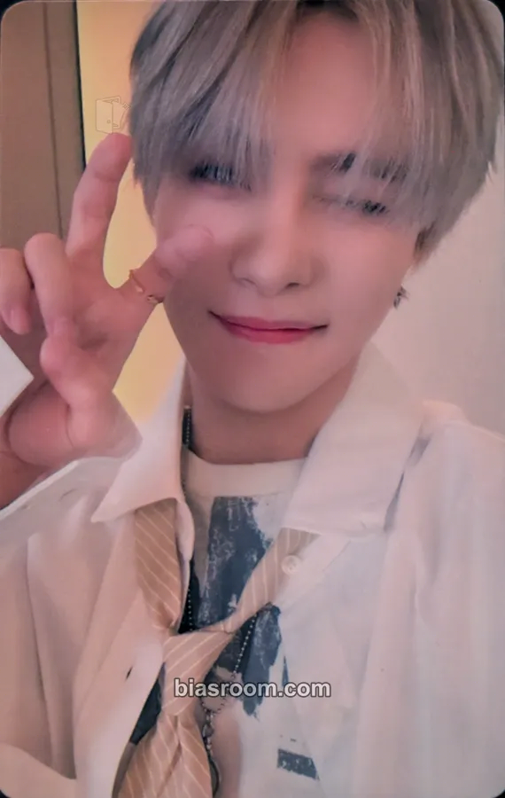 Yangyang Frequency Photocard - WayV - WayV K-pop photocard