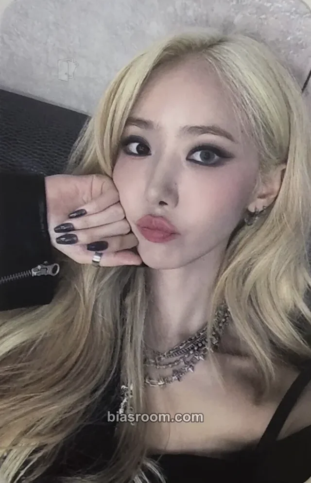 VIVIZ - SinB - VERSUS Album broadcast week 2