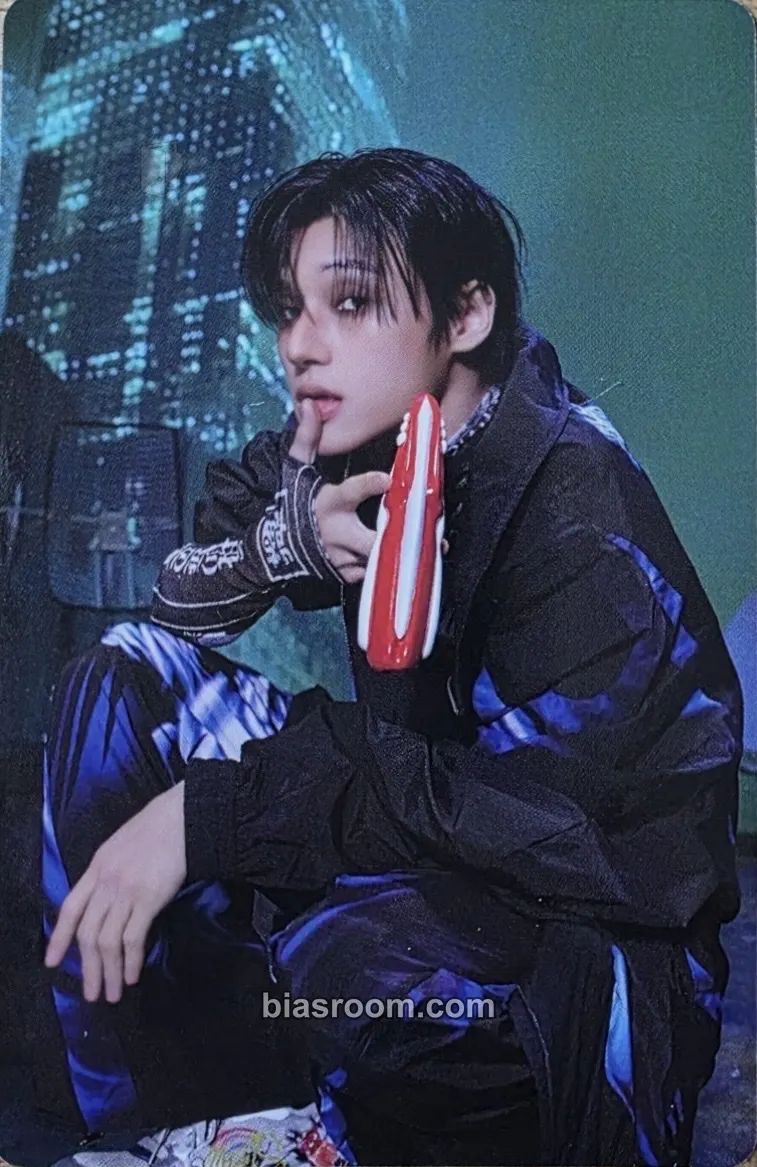 Wooyoung GOLDEN HOUR : Part.5 Photocard - ATEEZ - ATEEZ K-pop photocard