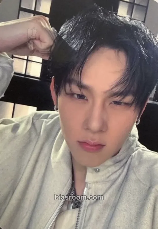 MONSTA X - Joohoney - 光 INSANITY Album apple music fansign round 1 solo album