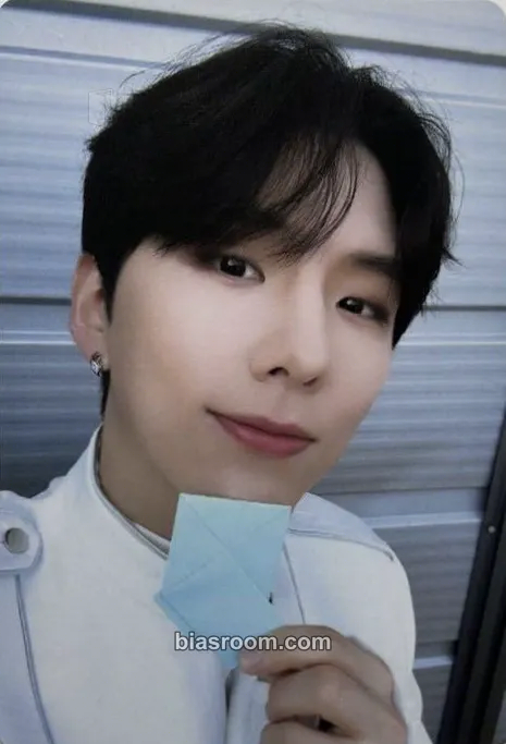 Kihyun 2026 World Tour - Nexus Photocard - MONSTA X - MONSTA X K-pop photocard