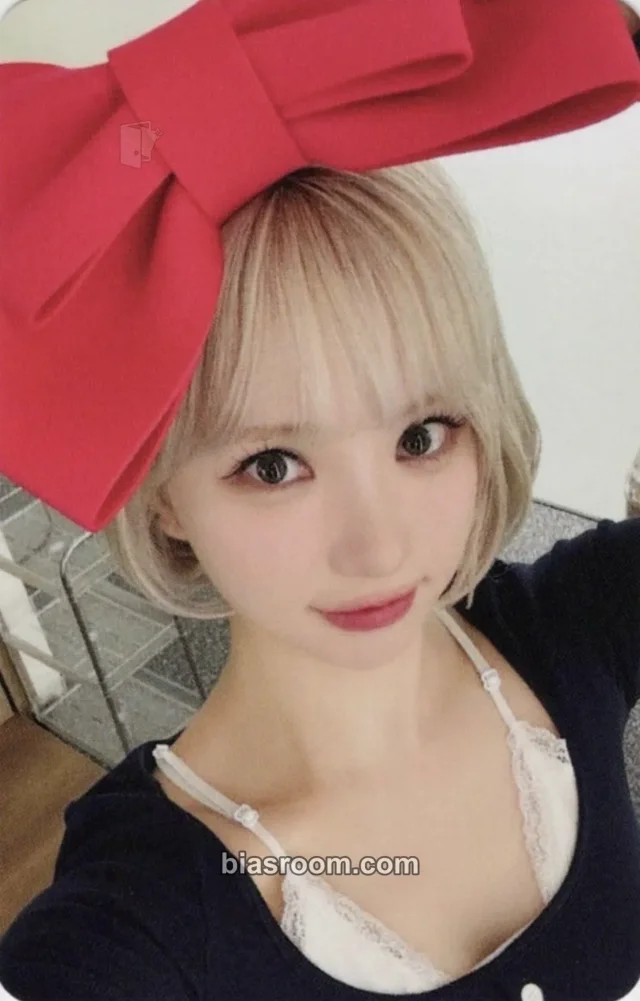 VIVIZ - Eunha - A Montage of ( ) Album everline round 2 fansign